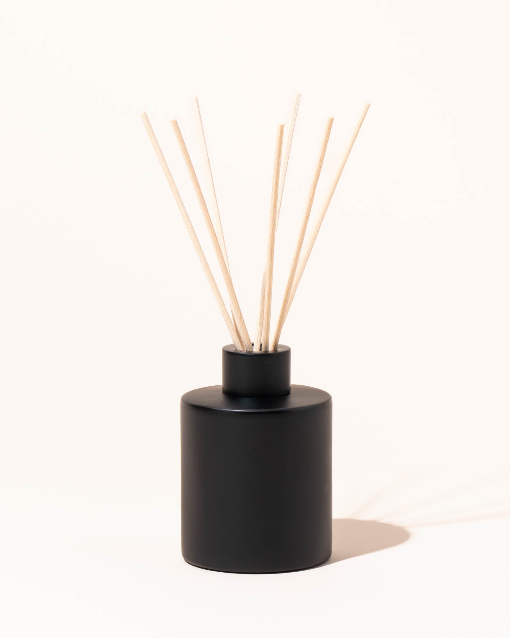 5oz mod diffuser set- translucent naked w/lustrous gold collar pack of 12