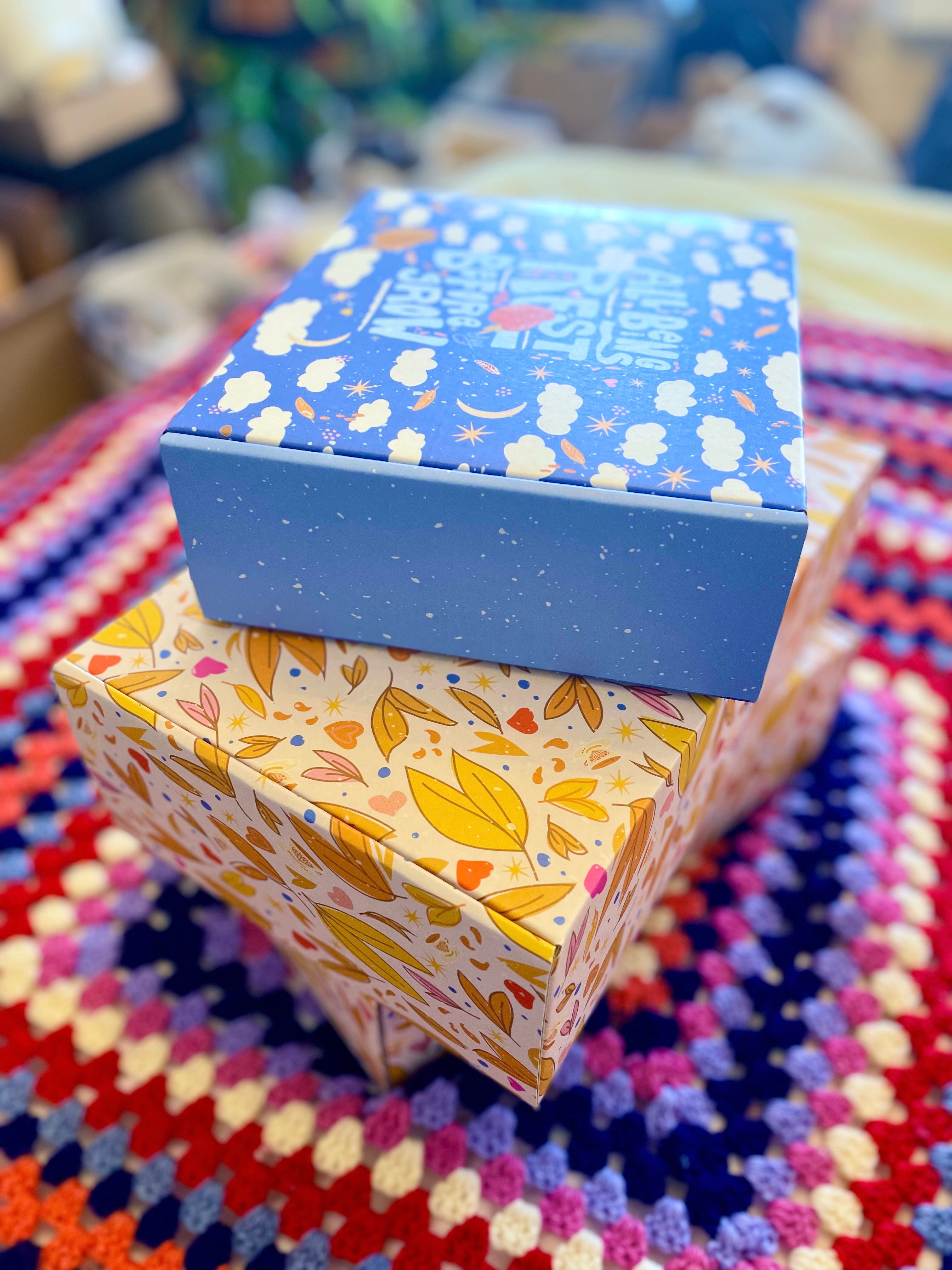 Winter Dreaming Decorative Shipping Mailer (12x8x4")