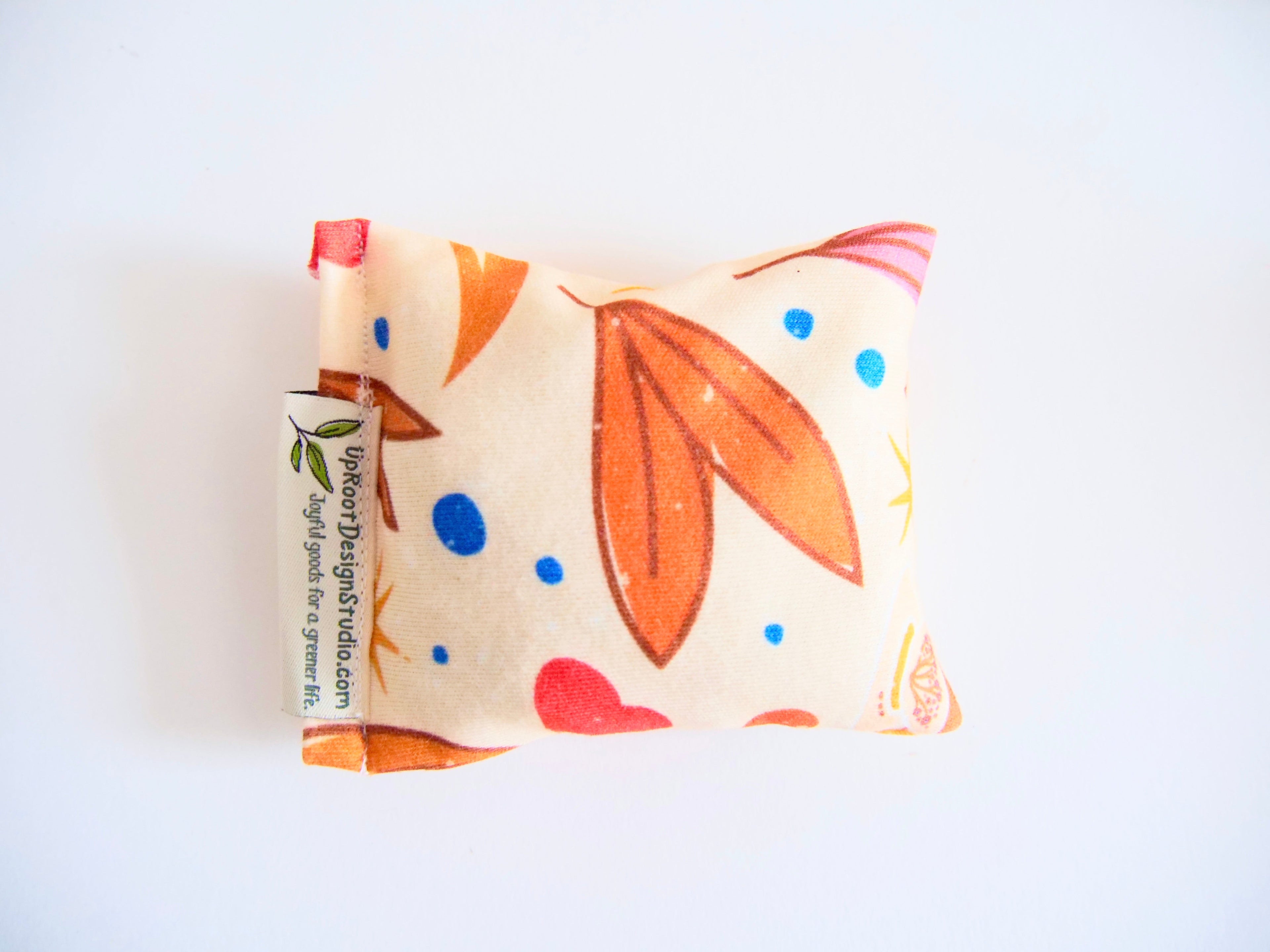 Rejuvenating Scented Sachets in "Leaves & Teacups" Pattern Filled with Organic Ingredients (Assorted Colors)