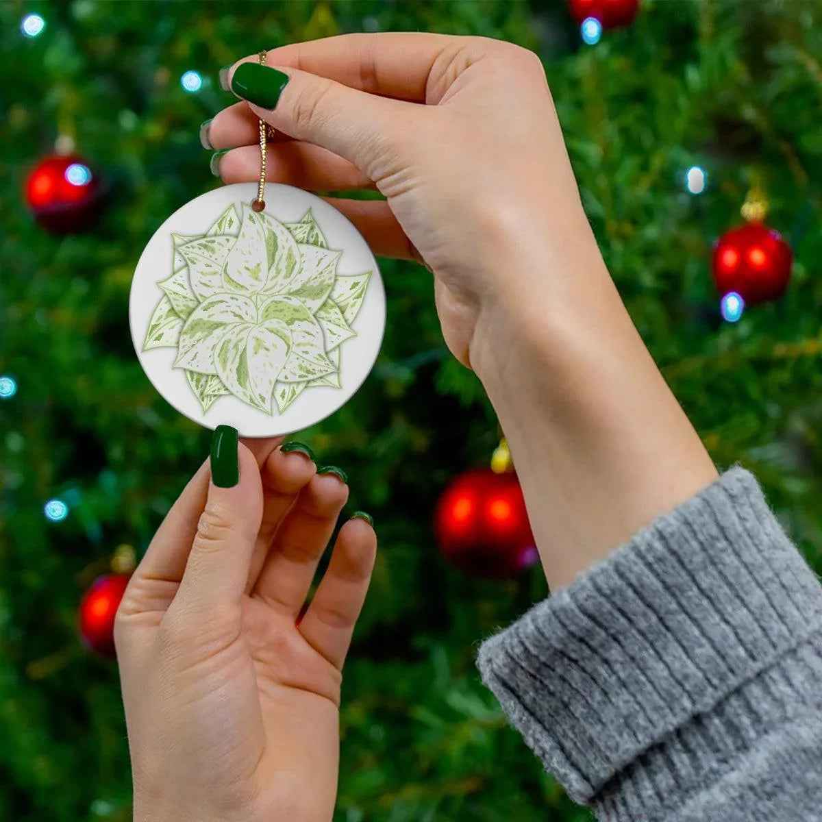 Snow Queen Pothos Ceramic Ornament – Translucent Leaf Holiday Decor